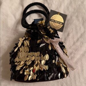 Elegant Black and Gold Sequin Women's Bag